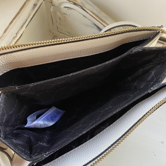 Aldo Chic Cream Crossbody Bag - Picture 3 of 8
